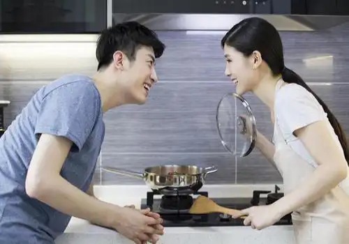 婚内出轨转给第三者钱财如何办理